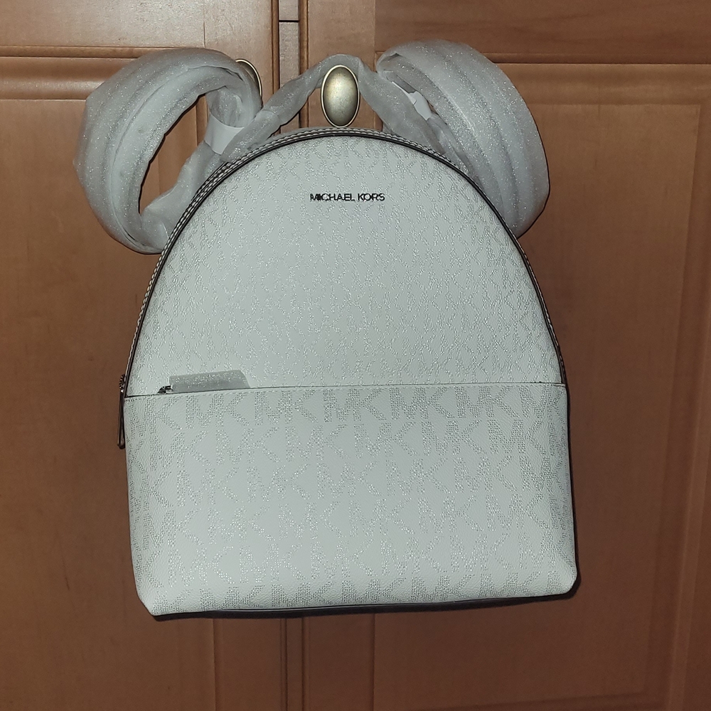 Michael Kors Elegant Gray Backpack - Picture 2 of 7